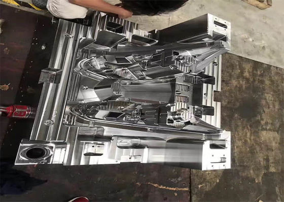 Automotive Mold Core 5-Achsen-Maschinenbearbeitung von Formkomponenten